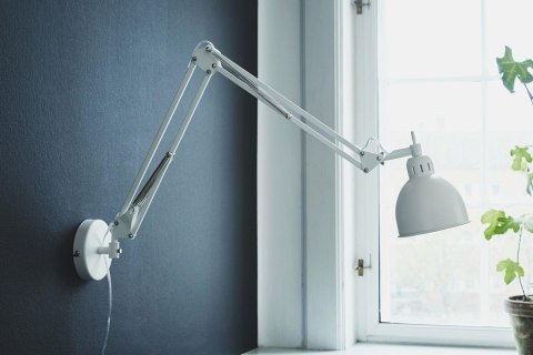 Frandsen FRANDSEN kinkiet JOB biały aluminium - regulowane ramię i klosz E14 Frandsen FRANDSEN kinkiet JOB biały aluminium - regulowane ramię i klosz E14