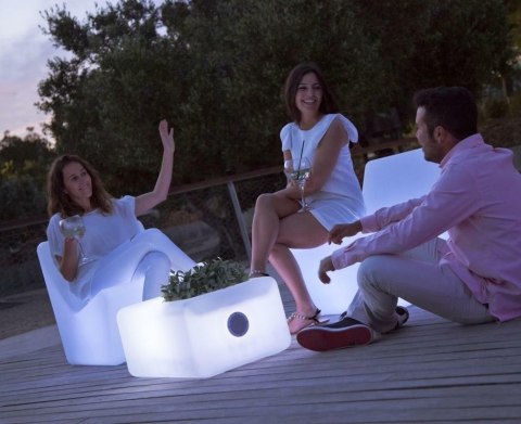 New Garden NEW GARDEN fotel TARIDA SIT SOLAR biały - LED, sterowanie pilotem New Garden NEW GARDEN fotel TARIDA SIT SOLAR biały - LED, sterowanie pilotem