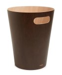 KOSZ NA ŚMIECI Z UCHWYTEM WOODROW Umbra UMBRA - espresso BRĄZOWY KOSZ NA ŚMIECI Z UCHWYTEM WOODROW Umbra UMBRA - espresso BRĄZOWY