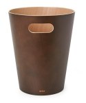 KOSZ NA ŚMIECI Z UCHWYTEM WOODROW Umbra UMBRA - espresso BRĄZOWY KOSZ NA ŚMIECI Z UCHWYTEM WOODROW Umbra UMBRA - espresso BRĄZOWY