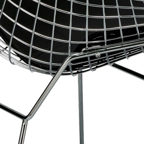 KRZESŁO Z PODŁOKIETNIKAMI Harry Arm D2.DESIGN CZARNA PODUSZKA EKOSKÓRA STELAŻ METALOWY CHROMOWANY KRZESŁO Z PODŁOKIETNIKAMI Harry Arm D2.DESIGN CZARNA PODUSZKA EKOSKÓRA STELAŻ METALOWY CHROMOWANY