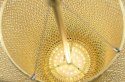 King Home Lampa wisząca ILLUSION XL 90 złota - LED, metalowa siateczka do domu hotelu restauracji