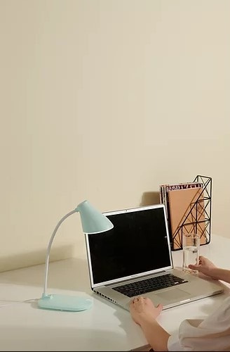 Fun Desk Lampka LED z funkcją ładowania bezprzewodowego/indukcyjna ładowarka LC6 Mint/Miętowa Fun Desk Lampka LED z funkcją ładowania bezprzewodowego/indukcyjna ładowarka LC6 Mint/Miętowa
