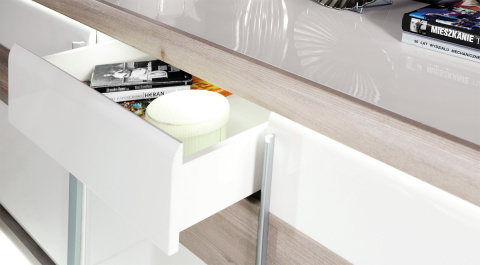 Meble Forte CANNE CQNK231B-C141 Komoda półki + szuflady Biały/Dąb Meble Forte CANNE CQNK231B-C141 Komoda półki + szuflady Biały/Dąb