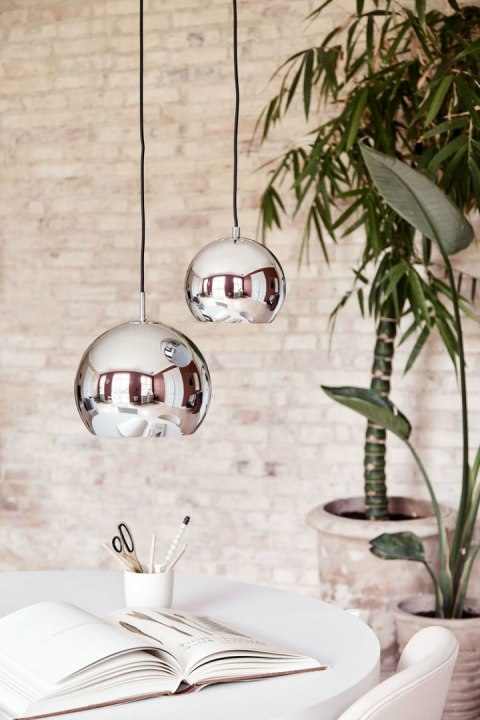 LAMPA WISZĄCA BALL CHROM - kulista na czarnym kablu 200 cm E27 Frandsen FRANDSEN LAMPA WISZĄCA BALL CHROM - kulista na czarnym kablu 200 cm E27 Frandsen FRANDSEN