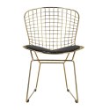 D2.DESIGN Krzesło Harry metalowe złote czarna poduszka, stabilne i wygodne D2.DESIGN Krzesło Harry metalowe złote czarna poduszka, stabilne i wygodne