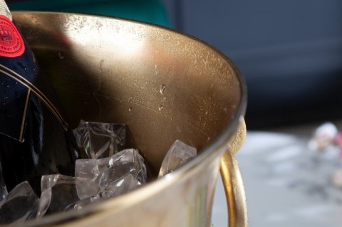 Invicta Interior INVICTA CHAMPAGNE 40 cm chłodziarka do szampana - aluminium, złota Invicta Interior INVICTA CHAMPAGNE 40 cm chłodziarka do szampana - aluminium, złota