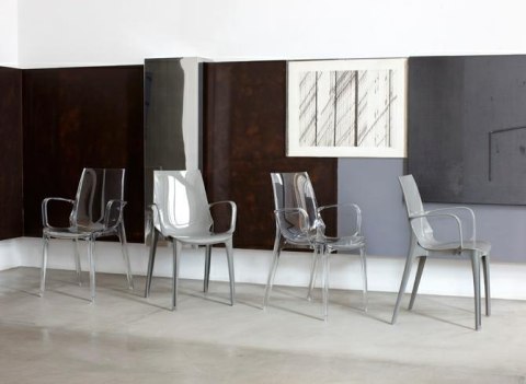SCAB Design Krzesło Vanity dymione z poliwęglanu - do użytku wewnetrznego i zewnętrznego SCAB Design Krzesło Vanity dymione z poliwęglanu - do użytku wewnetrznego i zewnętrznego