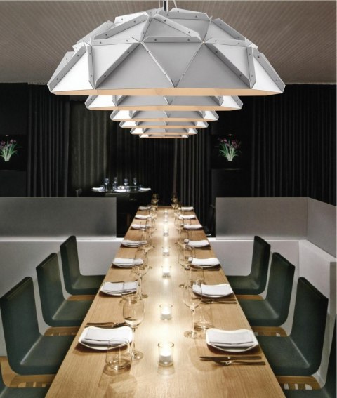Lampa wisząca SPUTNIK metalowa - srebrbrna na zewnątrz, biała wewnątrz Lampa wisząca SPUTNIK metalowa - srebrbrna na zewnątrz, biała wewnątrz