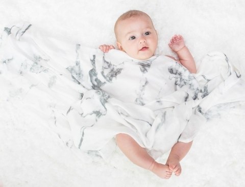 Lulujo Lulujo Modern Kocyk Bambusowy Marble Lulujo Lulujo Modern Kocyk Bambusowy Marble