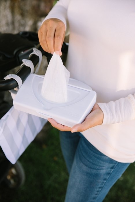Ubbi Ubbi Pojemnik na Mokre Chusteczki OnTheGo Ubbi Ubbi Pojemnik na Mokre Chusteczki OnTheGo