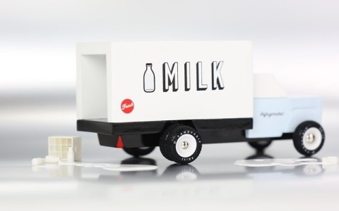 Candylab Candylab Samochód Drewniany Milk Truck Candylab Candylab Samochód Drewniany Milk Truck