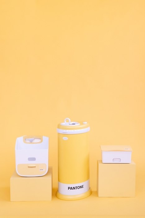 Ubbi Ubbi Pojemnik na Mokre Chusteczki Pantone Yellow Ubbi Ubbi Pojemnik na Mokre Chusteczki Pantone Yellow