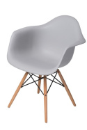 D2.DESIGN Krzesło Fotel P018W PP tworzywo jasny szary light grey, drewniane nogi wygodne i nowoczesne D2.DESIGN Krzesło Fotel P018W PP tworzywo jasny szary light grey, drewniane nogi wygodne i nowoczesne