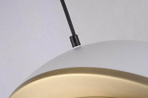 MOOSEE lampa wisząca GLOBE 25 złota połączenia metalu w kolorze mosiądzu i kulistego klosza wykonanego z mlecznego akrylu E27 MOOSEE lampa wisząca GLOBE 25 złota połączenia metalu w kolorze mosiądzu i kulistego klosza wykonanego z mlecznego akrylu E27