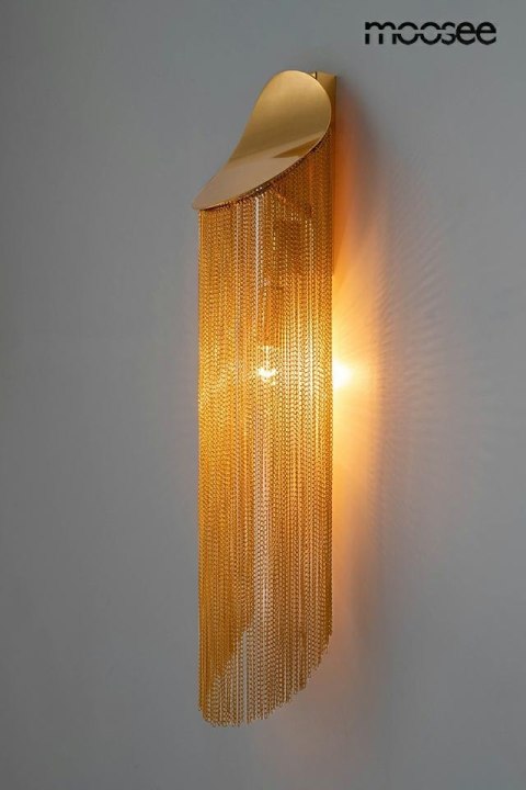Moosee MOOSEE Kinkiet lampa ścienna LAMBADA złota metalowa E14 klosz wykonany z delikatnych łańcuszków oryginalny i nowoczesny Moosee MOOSEE Kinkiet lampa ścienna LAMBADA złota metalowa E14 klosz wykonany z delikatnych łańcuszków oryginalny i nowoczesny