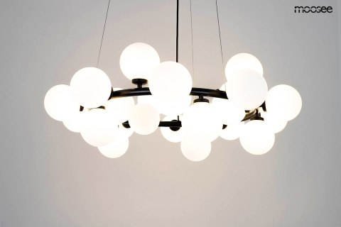 Moosee MOOSEE lampa wisząca COSMO 72 czarna metalowy okrąg kuliste klosze szkło mleczny Moosee MOOSEE lampa wisząca COSMO 72 czarna metalowy okrąg kuliste klosze szkło mleczny