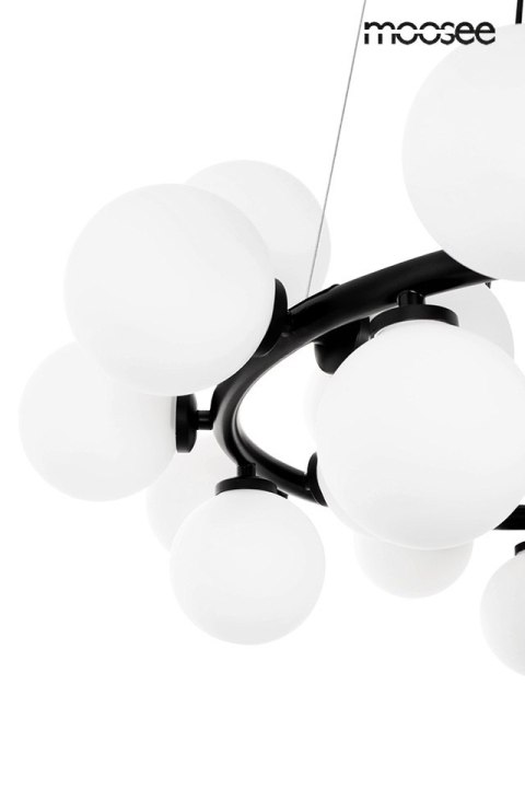 Moosee MOOSEE lampa wisząca COSMO 72 czarna metalowy okrąg kuliste klosze szkło mleczny Moosee MOOSEE lampa wisząca COSMO 72 czarna metalowy okrąg kuliste klosze szkło mleczny
