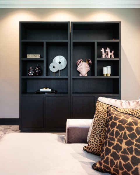 Richmond Interiors RICHMOND waza SHELBY różowa Richmond Interiors RICHMOND waza SHELBY różowa