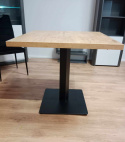 Od Ręki - Stół kwadratowy 80x80 Dąb Lancelot płyta laminowana+ PVC metalowy stelaż Od Ręki - Stół kwadratowy 80x80 Dąb Lancelot płyta laminowana+ PVC metalowy stelaż