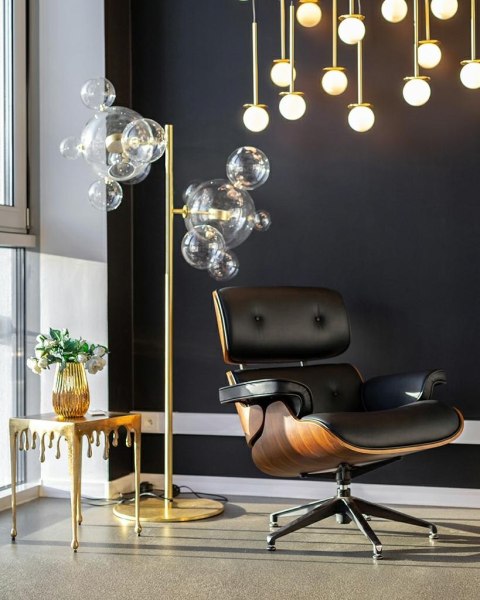FOTEL OBROTOWY BIUROWY LOUNGE skóra naturalna CZARNA / ORZECH drewno gięte King Home FOTEL OBROTOWY BIUROWY LOUNGE skóra naturalna CZARNA / ORZECH drewno gięte King Home