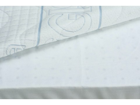 Materac z lateksem Hevea Baby Comfort 120x60 (Medica) Materac z lateksem Hevea Baby Comfort 120x60 (Medica)