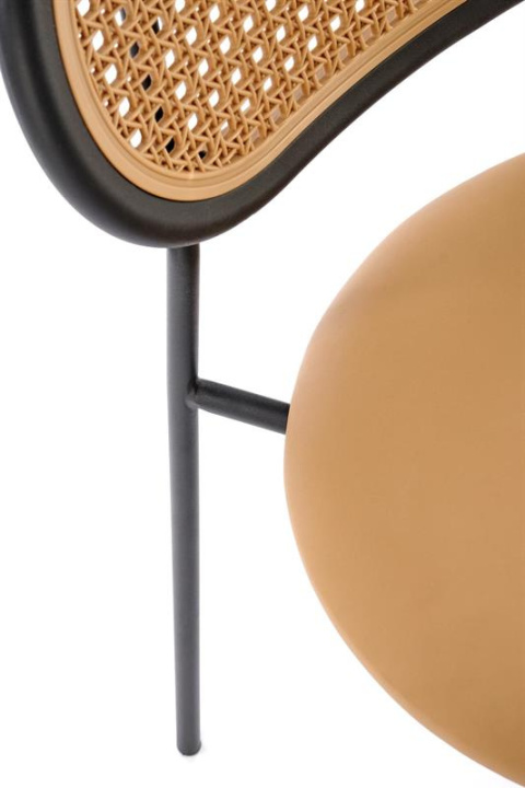 Halmar K524 krzesło jasny brązowy, materiał: eko skóra / rattan syntetyczny / polipropylen / stal malowana proszkowo Halmar K524 krzesło jasny brązowy, materiał: eko skóra / rattan syntetyczny / polipropylen / stal malowana proszkowo