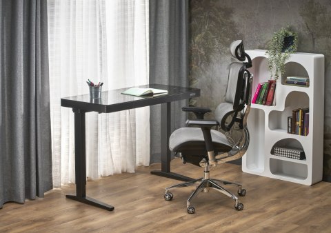 BIURKO B52 z funkcją REGULACJI WYSOKOŚCI CZARNE EKRAN DOTYKOWY PORT USB ŁADOWANIE BEZPRZEWODOWE HALMAR SZKŁO STAL MALOWANA BIURKO B52 z funkcją REGULACJI WYSOKOŚCI CZARNE EKRAN DOTYKOWY PORT USB ŁADOWANIE BEZPRZEWODOWE HALMAR SZKŁO STAL MALOWANA