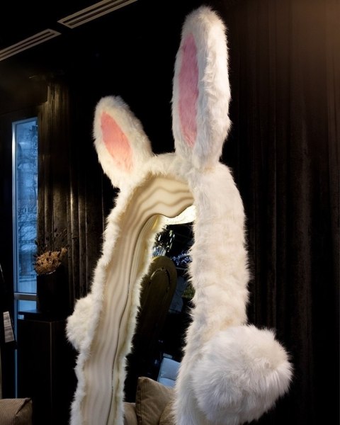 King Home Lustro stojące BUNNY z oświetleniem LED 240x150 cm King Home Lustro stojące BUNNY z oświetleniem LED 240x150 cm