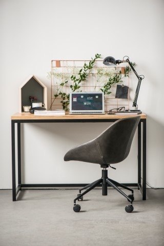 Maduu Studio Biurko Hooper 120x60cm czarne profil 30m blat lakierowany dąb naturalny Maduu Studio Biurko Hooper 120x60cm czarne profil 30m blat lakierowany dąb naturalny
