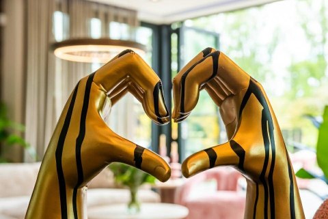 Richmond Interiors RICHMOND podpórka do książek LOVE czarno-złota