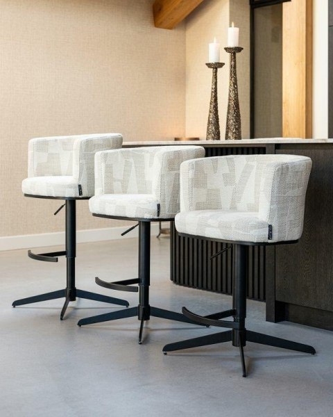 Richmond Interiors RICHMOND krzesło barowe CHEYENNE GRAFFIC obrotowe