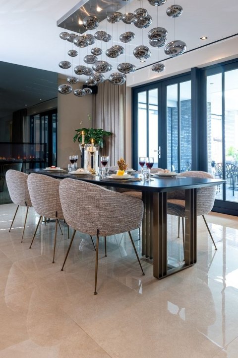 Richmond Interiors RICHMOND stół jadalniany MAVERICK 260