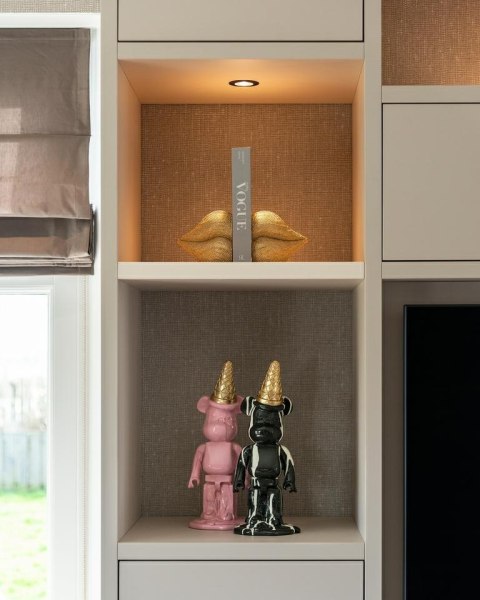 Richmond Interiors RICHMOND dekoracja ICEBEAR czarna