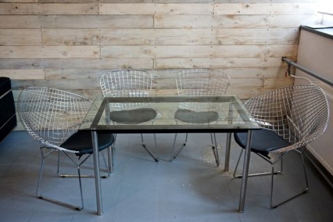 D2.DESIGN Krzesło Harry czarna poduszka D2.DESIGN Krzesło Harry czarna poduszka