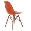 D2.DESIGN Krzesło P016W PP tworzywo pomarańczowe, drewniane nogi naturalny lekkie i wygodne