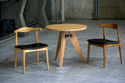 D2.DESIGN Krzesło Codo drewno jesionowe j. brąz siedzisko skóra sztuczna do jadalni salonu restauracji D2.DESIGN Krzesło Codo drewno jesionowe j. brąz siedzisko skóra sztuczna do jadalni salonu restauracji