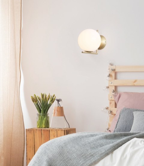 King Home Lampa ścienna Kinkiet HALM 20 - mosiądz klosz szklany kula mleczny G9 King Home Lampa ścienna Kinkiet HALM 20 - mosiądz klosz szklany kula mleczny G9