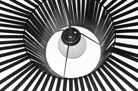 King Home Lampa wisząca CAPELLO FI 80 czarna tworzywo sztuczne kształt kapelusza E27 King Home Lampa wisząca CAPELLO FI 80 czarna tworzywo sztuczne kształt kapelusza E27