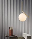 King Home Lampa wisząca HALM 30 - mosiądz klosz w kształcie kuli biały szkło do domu i do lokalu hotelu King Home Lampa wisząca HALM 30 - mosiądz klosz w kształcie kuli biały szkło do domu i do lokalu hotelu