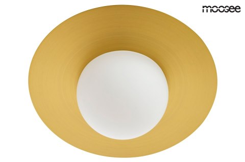 MOOSEE lampa wisząca URAN - złota połączenie mosiądzu w złotym kolorze i kulistego klosza wykonanego z mlecznego szkła MOOSEE lampa wisząca URAN - złota połączenie mosiądzu w złotym kolorze i kulistego klosza wykonanego z mlecznego szkła