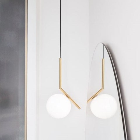 LAMPA WISZĄCA HALM 20 - MOSIĄDZ klosz w kształcie kuli SZKŁO BIAŁY G9 King Home do domu i do lokalu LAMPA WISZĄCA HALM 20 - MOSIĄDZ klosz w kształcie kuli SZKŁO BIAŁY G9 King Home do domu i do lokalu