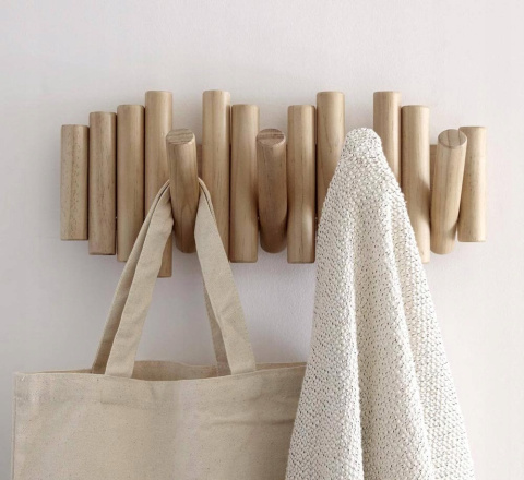 UMBRA funkcjonalny wieszak na ubrania PICKET - drewno naturalny UMBRA funkcjonalny wieszak na ubrania PICKET - drewno naturalny