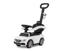 Milly Mally Pojazd z rączką MERCEDES-AMG C63 Coupe White Biały interaktywna kierownica z logo klakson schowek uchwyt na kubek Milly Mally Pojazd z rączką MERCEDES-AMG C63 Coupe White Biały interaktywna kierownica z logo klakson schowek uchwyt na kubek